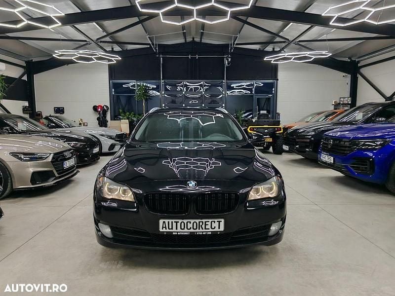 Culoarenegru Utilizat 2013 BMW 525 Sport Line Break | 8.500 EUR (Preț bun) - Imagine 1/4