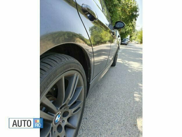 Gri Utilizat 2008 BMW 330 M Sport Berlinǎ | 4.800 EUR - Imagine 1/4