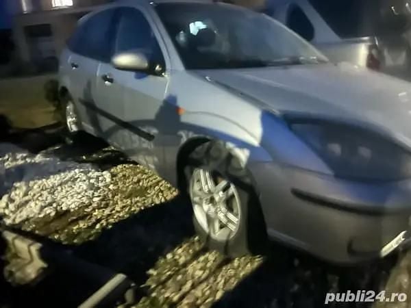 Utilizat 2003 Ford Focus | 500 EUR (Preț OK) - Imagine 1/4