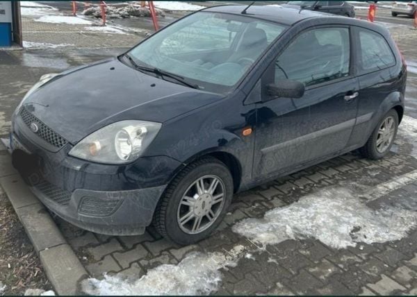 Utilizat 2006 Ford Fiesta Hatchback | 2.000 EUR (Preț OK) - Imagine 1/4
