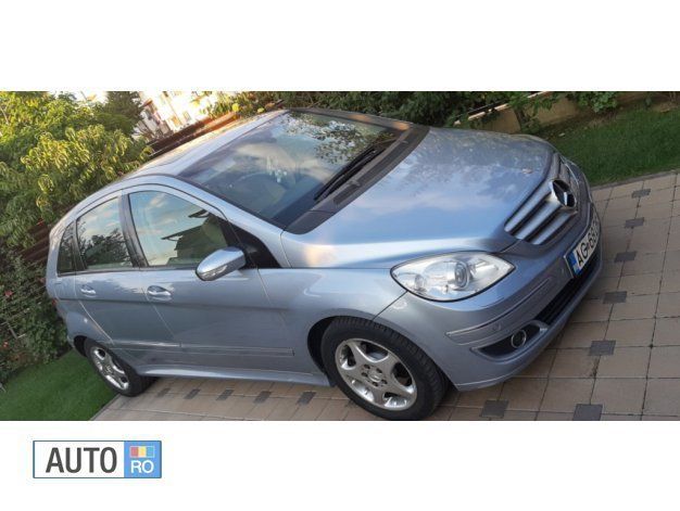 Albastru Utilizat 2007 Mercedes B200 Monovolum | 3.900 EUR (Preț bun) - Imagine 1/4