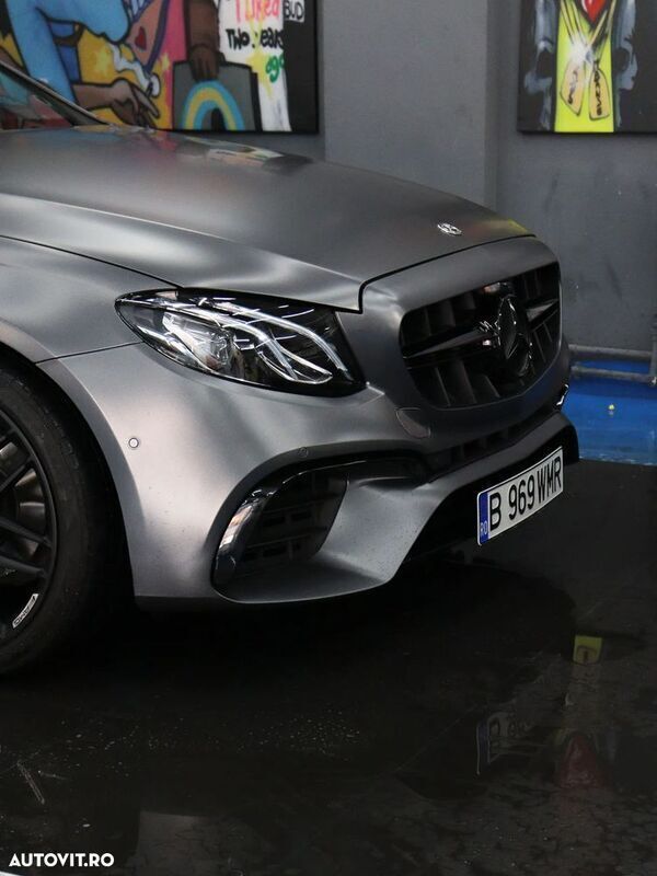 Gri Utilizat 2017 Mercedes E220 Avantgarde Break | 23.800 EUR (Preț bun) - Imagine 1/4