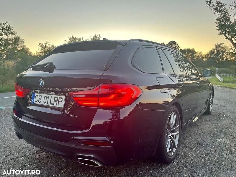 Second-hand BMW 520 M Sport 190 CP (139 kW) 2019 Culoarealbastru Break
