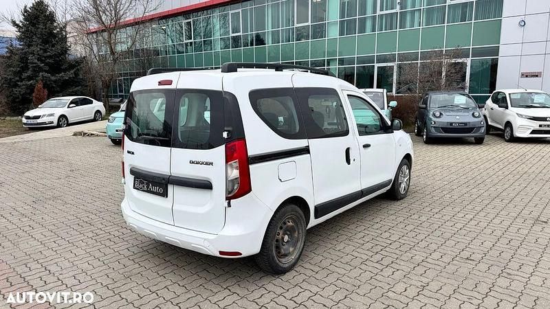 Second-hand Dacia Dokker Lauréate 75 CP (55 kW) 2020 Culoarealb Monovolum
