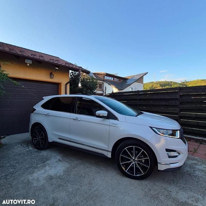 Second-hand Ford Edge Vignale 210 CP (154 kW) 2018 Culoarealb SUV