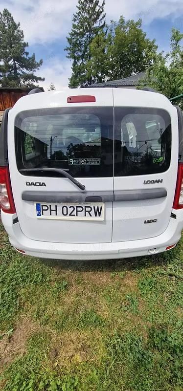 Alb Utilizat 2011 Dacia Logan Berlinǎ | 4.000 EUR (Puțin scump) - Imagine 1/4