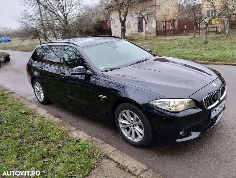 Second-hand BMW 520 Luxury Line 190 CP (139 kW) 2014 Culoarealbastru Break