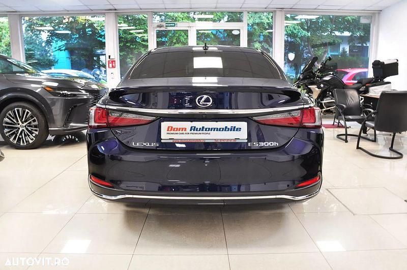 Second-hand Lexus ES300H Executive Line 218 CP (160 kW) 2020 Culoarealbastru Berlinǎ