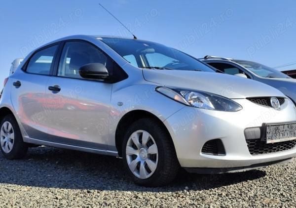 Utilizat 2009 Mazda 2 Hatchback | 2.300 EUR (Preț OK) - Imagine 1/4
