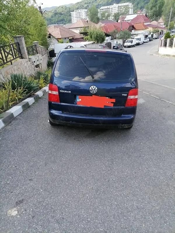 Utilizat 2005 VW Touran Basis Monovolum | 1.000 EUR (Preț bun) - Imagine 1/4