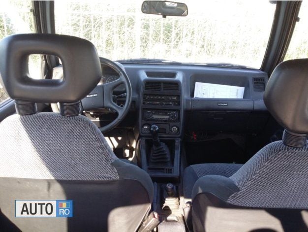 Second-hand Suzuki Vitara 80 CP (58 kW) 1992 Alb SUV