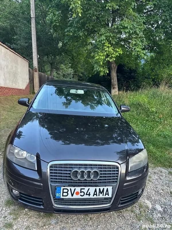 Gri Utilizat 2005 Audi A3 Hatchback | 2.999 EUR (Preț OK) - Imagine 1/4