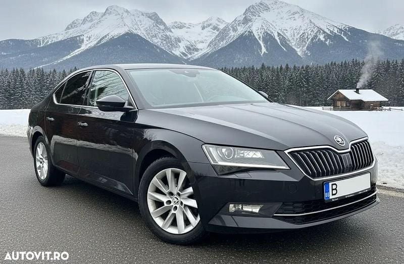 Culoarenegru Second-hand 2019 Skoda Superb Ambition Berlinǎ | 16.450 EUR (Preț bun) - Imagine 1/4