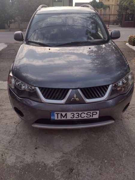 Utilizat 2007 Mitsubishi Outlander SUV | 4.950 EUR (Preț OK) - Imagine 1/4