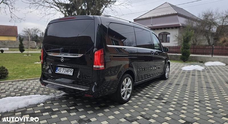 Second-hand Mercedes V250 Avantgarde Edition 190 CP (139 kW) 2015 Culoarenegru Monovolum