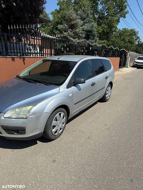 Second-hand Ford Focus Trend 109 CP (80 kW) 2005 Culoaregri Break