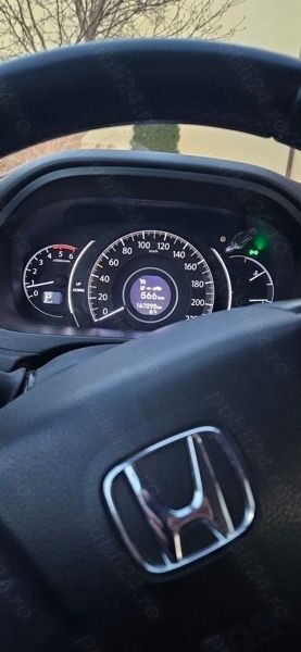Utilizat 2016 Honda CR-V SUV | 16.000 EUR (Puțin scump) - Imagine 1/4