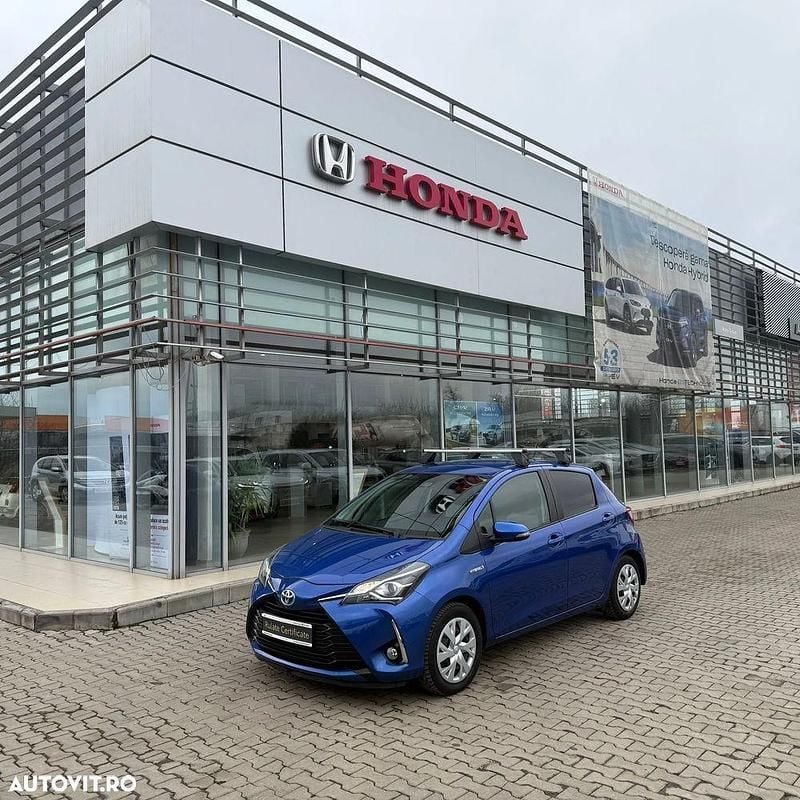 Culoarealbastru Second-hand 2019 Toyota Yaris Hybrid | 12.990 EUR (Preț OK) - Imagine 1/4