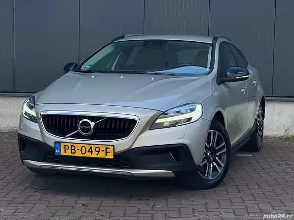 Utilizat 2017 Volvo V40 CC Break | 10.590 EUR - Imagine 1/4