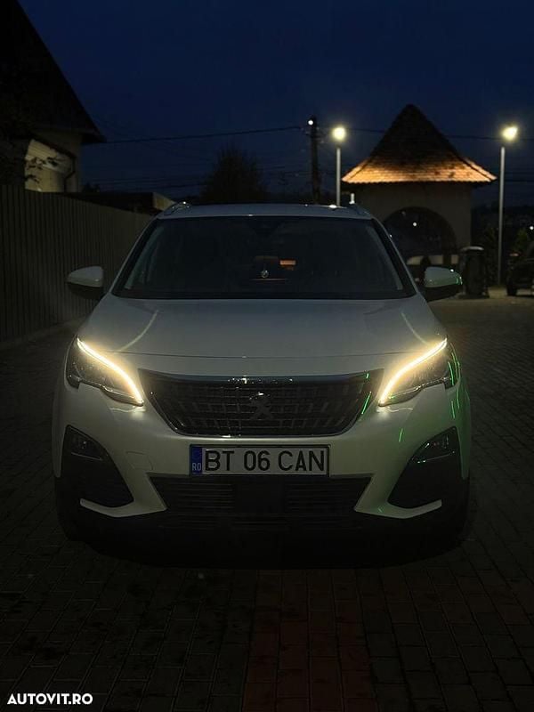 Culoarealb Utilizat 2019 Peugeot 3008 Allure SUV | 12.000 EUR (Preț bun) - Imagine 1/4