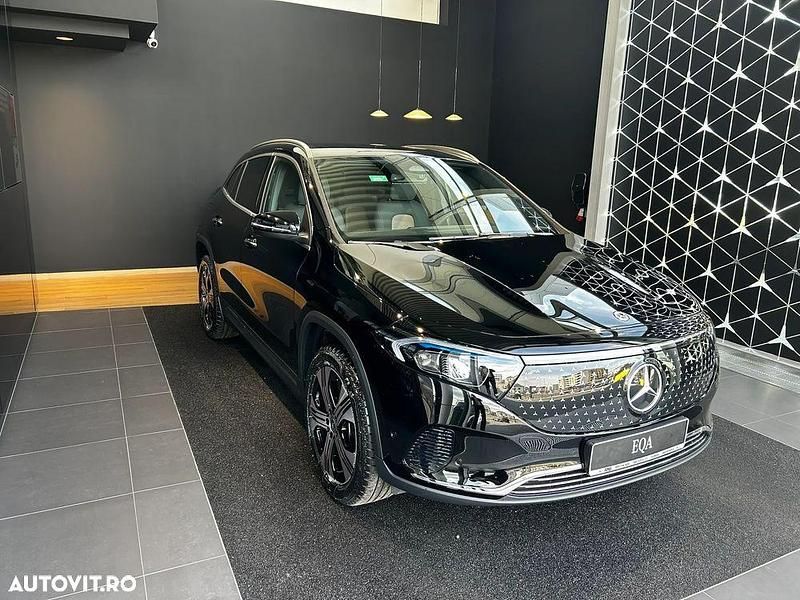 Second-hand Mercedes EQA300 167 kW (228 CP) 2025 Negru SUV