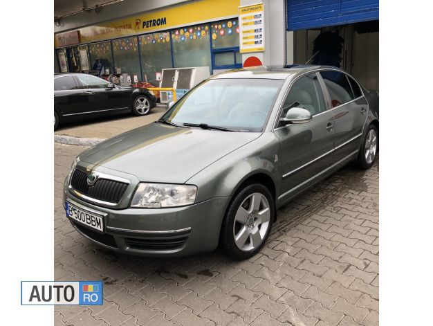 Verde Utilizat 2007 Skoda Superb Berlinǎ | 5.300 EUR - Imagine 1/4
