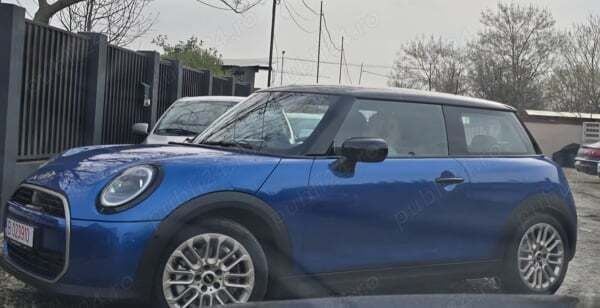 Albastru Nouă 2024 Mini Cooper Hatchback | 25.990 EUR (Preț bun) - Imagine 1/4
