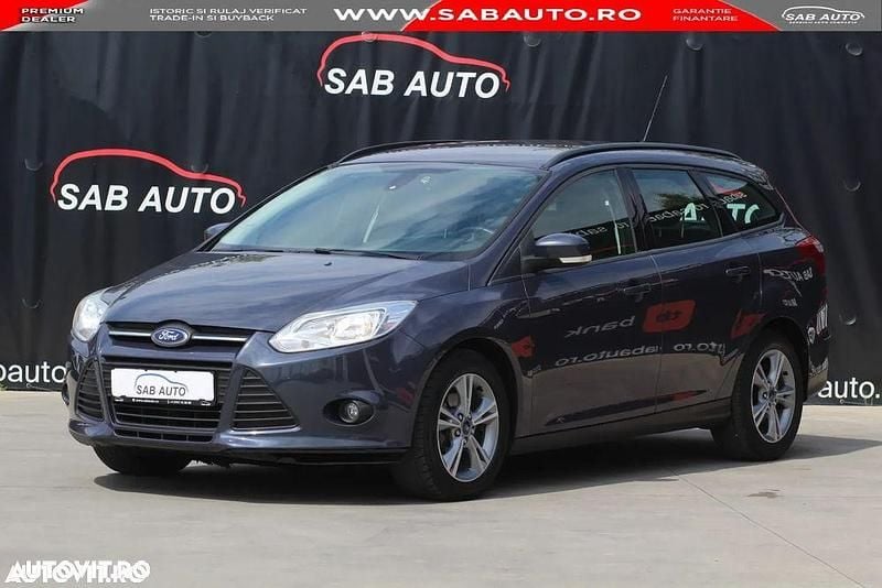 Second-hand Ford Focus Trend 115 CP (84 kW) 2013 Albastru Hatchback