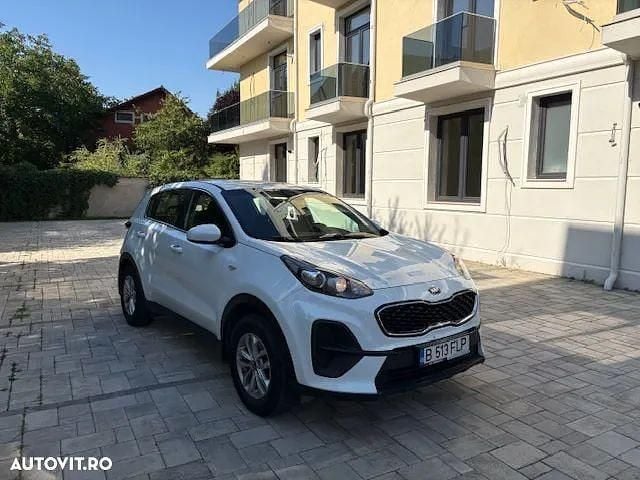 Culoarealb Utilizat 2021 Kia Sportage Style SUV | 17.300 EUR (Super Preț) - Imagine 1/4