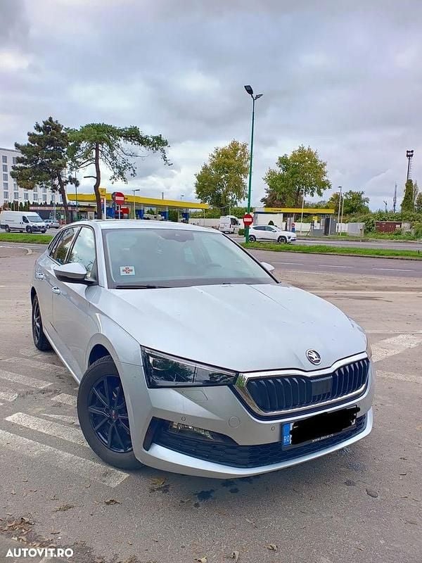 Culoareargint Utilizat 2020 Skoda Scala Style Hatchback | 14.990 EUR (Preț OK) - Imagine 1/4
