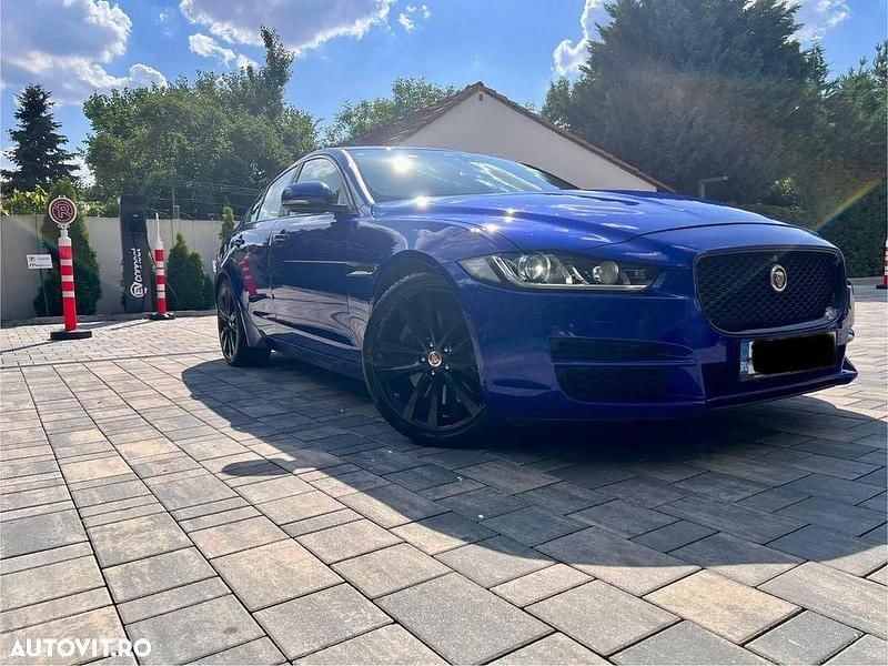 Albastru Utilizat 2019 Jaguar XE Berlinǎ | 18.900 EUR - Imagine 1/4