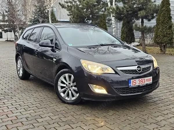 Second-hand Opel Astra 125 CP (91 kW) 2012 Break