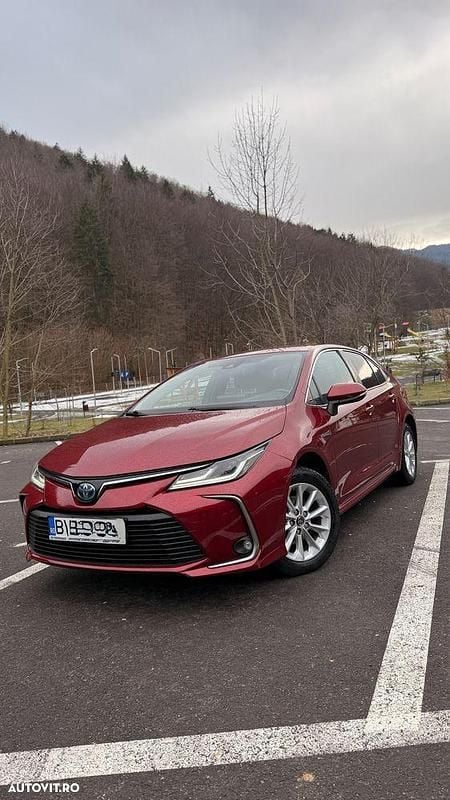 Second-hand Toyota Corolla 122 CP (89 kW) 2019 Culoarerosu Berlinǎ