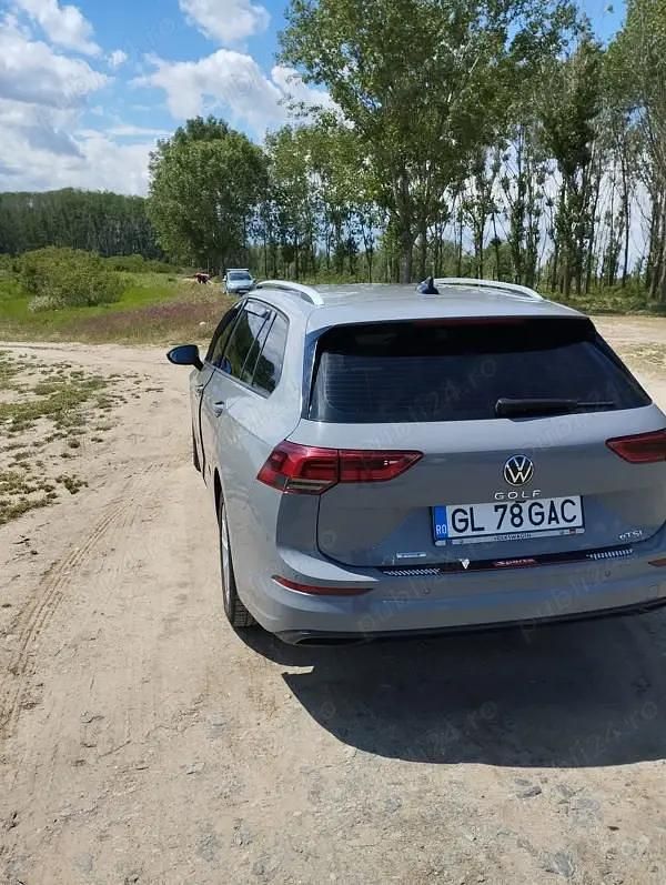 Second-hand VW Golf VIII 115 CP (84 kW) 2021 Hatchback