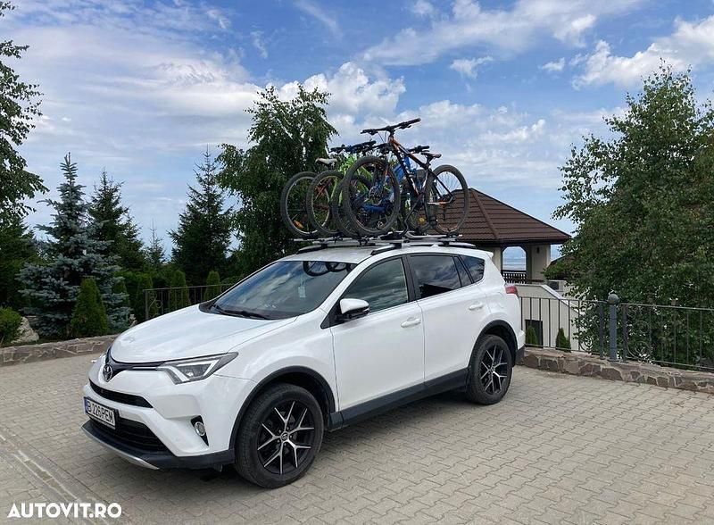 Alb Utilizat 2016 Toyota RAV4 SUV | 14.500 EUR (Preț OK) - Imagine 1/4