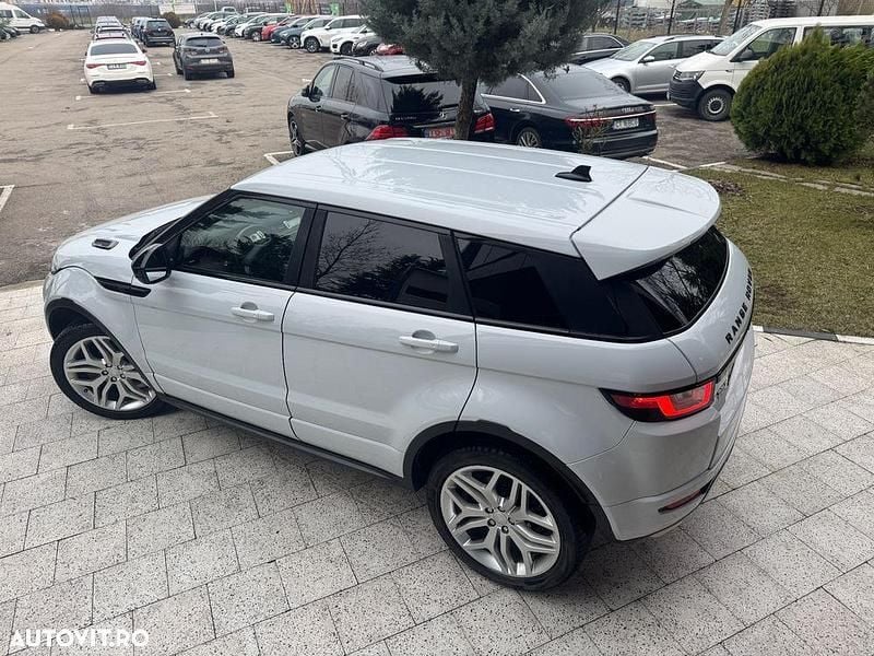 Second-hand Land Rover Range Rover evoque R-Dynamic 180 CP (132 kW) 2017 Culoarealb SUV