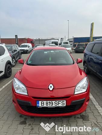 Utilizat 2009 Renault Mégane III Hatchback | 3.000 EUR (Preț OK) - Imagine 1/4