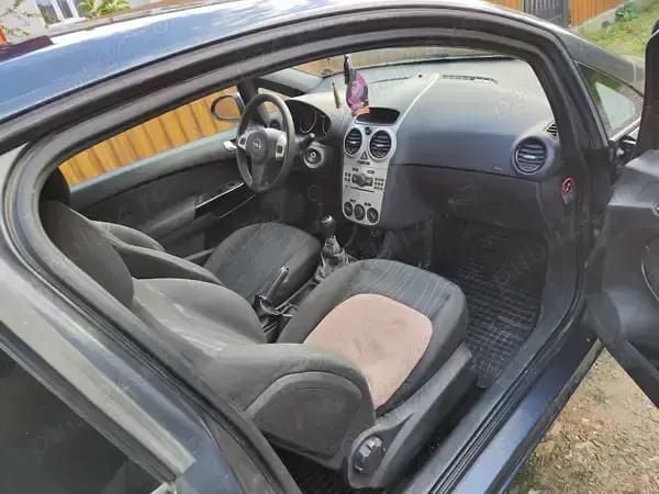 Utilizat 2006 Opel Corsa | 1.250 EUR - Imagine 1/4