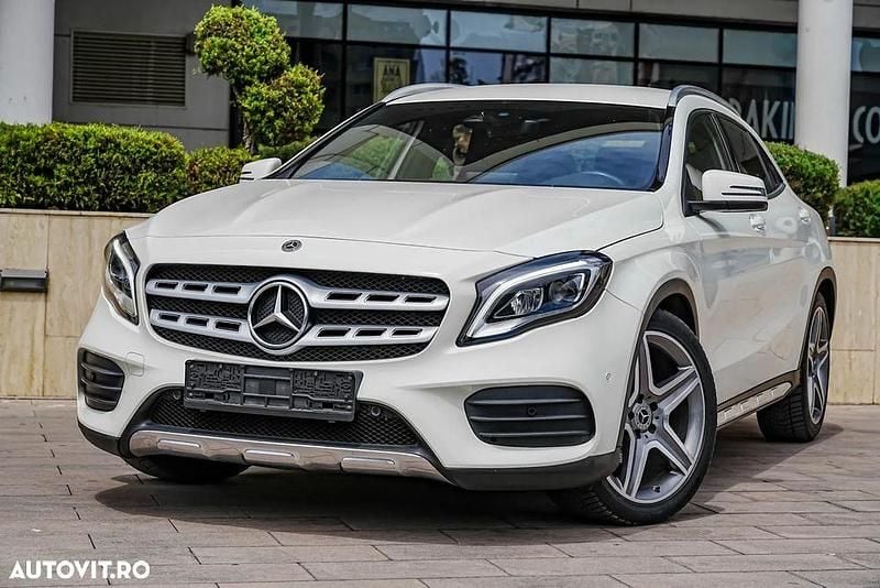 Culoarealb Utilizat 2018 Mercedes GLA180 AMG line SUV | 17.490 EUR (Preț OK) - Imagine 1/4
