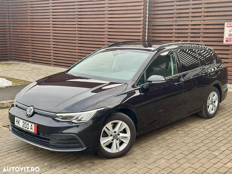 Culoarenegru Utilizat 2021 VW Golf VIII Life Break | 13.950 EUR (Preț OK) - Imagine 1/4