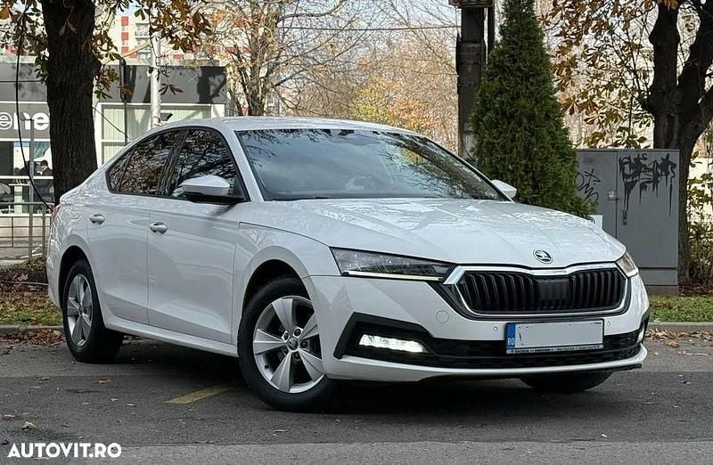 Culoarealb Utilizat 2021 Skoda Octavia Ambition Berlinǎ | 15.450 EUR (Preț OK) - Imagine 1/4