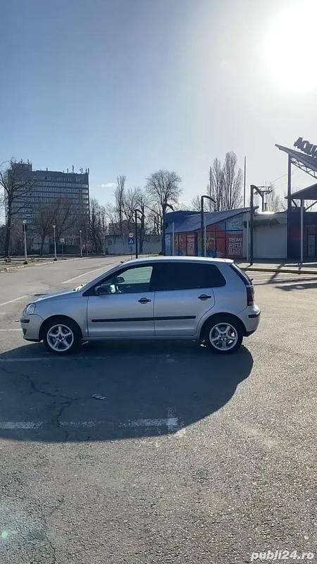 Utilizat 2008 VW Polo Hatchback | 1.300 EUR (Preț OK) - Imagine 1/4
