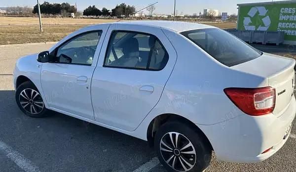 Alb Utilizat 2015 Dacia Logan Lauréate Berlinǎ | 5.350 EUR (Preț OK) - Imagine 1/4