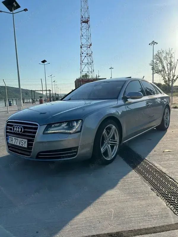 Utilizat 2012 Audi A8 Berlinǎ | 13.990 EUR - Imagine 1/4