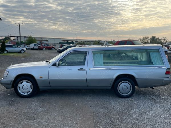 Utilizat 1990 Mercedes 200 Break | 5.500 EUR - Imagine 1/4