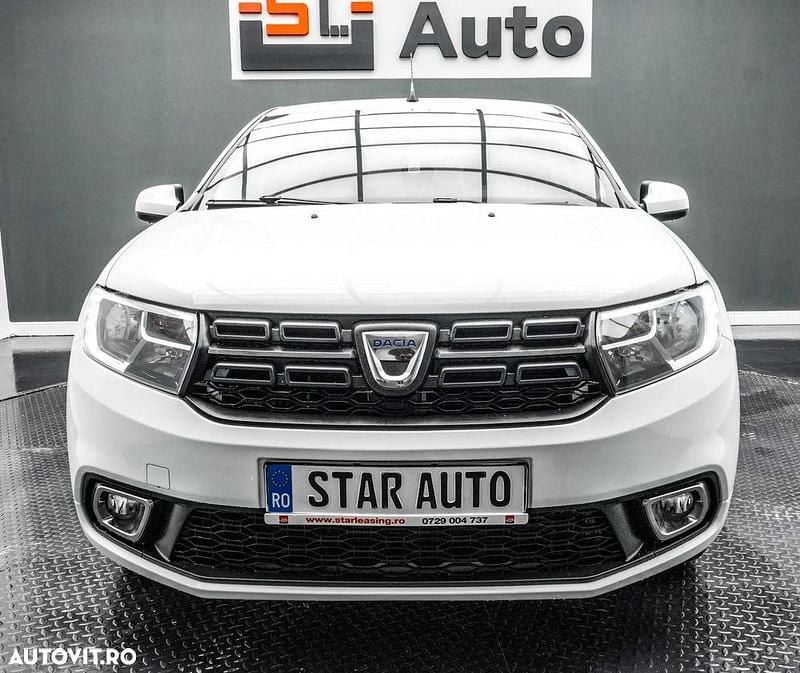 Second-hand Dacia Logan Lauréate 75 CP (55 kW) 2021 Culoarealb Berlinǎ