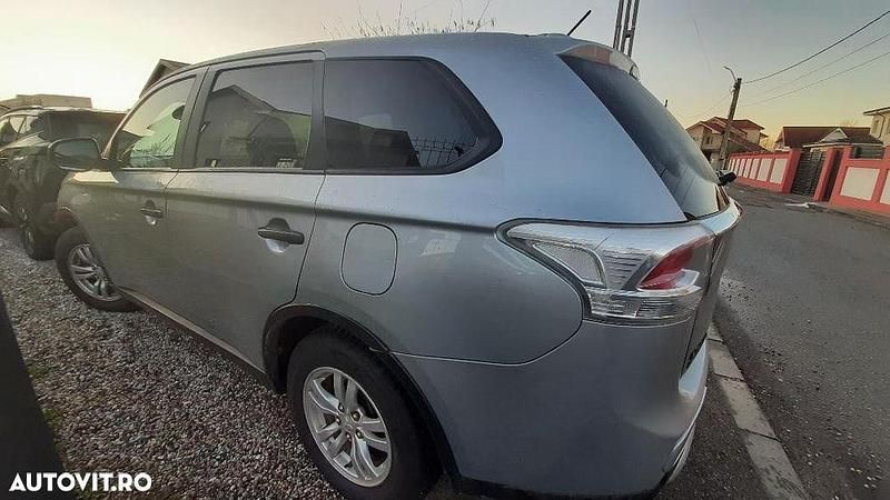 Second-hand Mitsubishi Outlander Invite+ 150 CP (110 kW) 2015 Culoaregri SUV