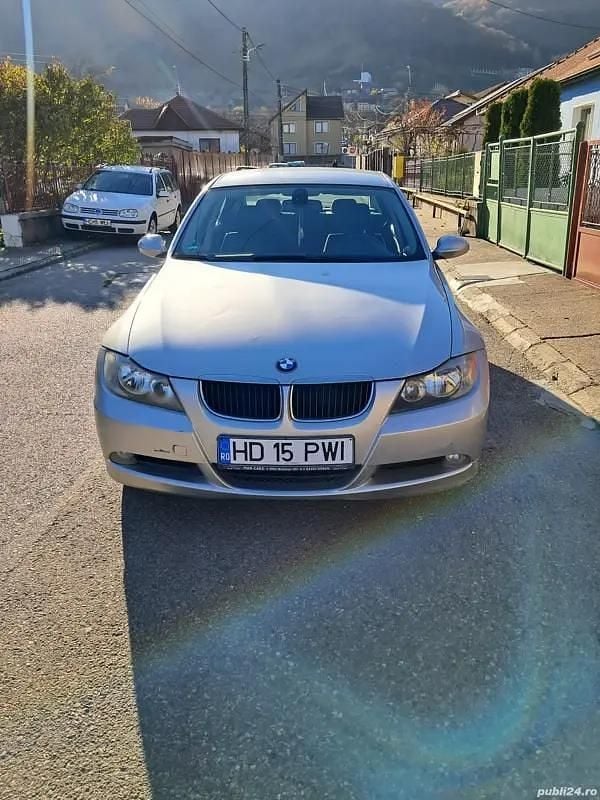 Utilizat 2009 BMW 320 Berlinǎ | 3.600 EUR (Super Preț) - Imagine 1/4