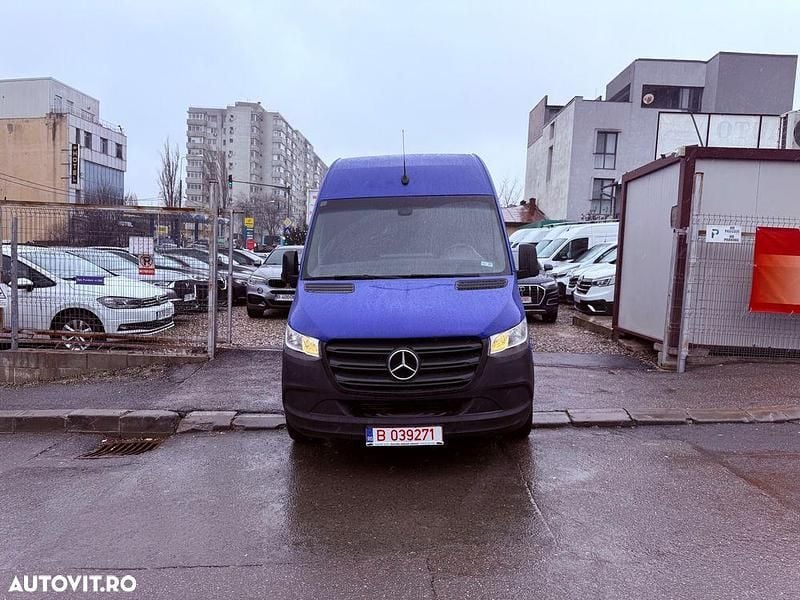 Second-hand Mercedes Sprinter 129 CP (94 kW) 2020 Culoarealbastru Van