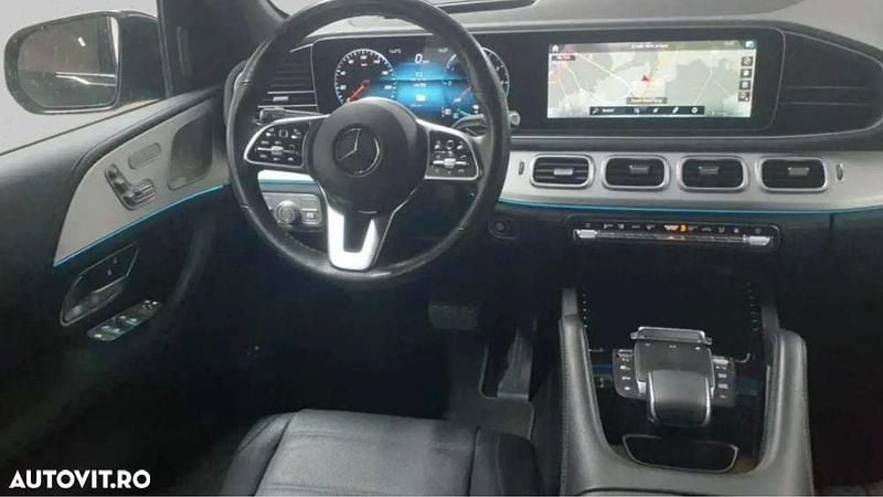 Second-hand Mercedes GLE350 AMG line 319 CP (234 kW) 2022 Culoarenegru SUV